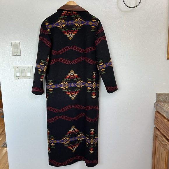 Pendleton maxi coat, wool with leather collar - Picture 4 of 9